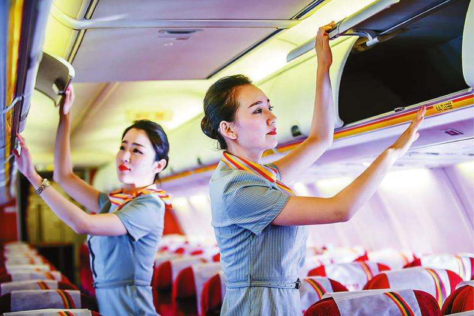 我与空姐的新篇故事，续写传奇之旅！